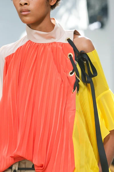 Look 21